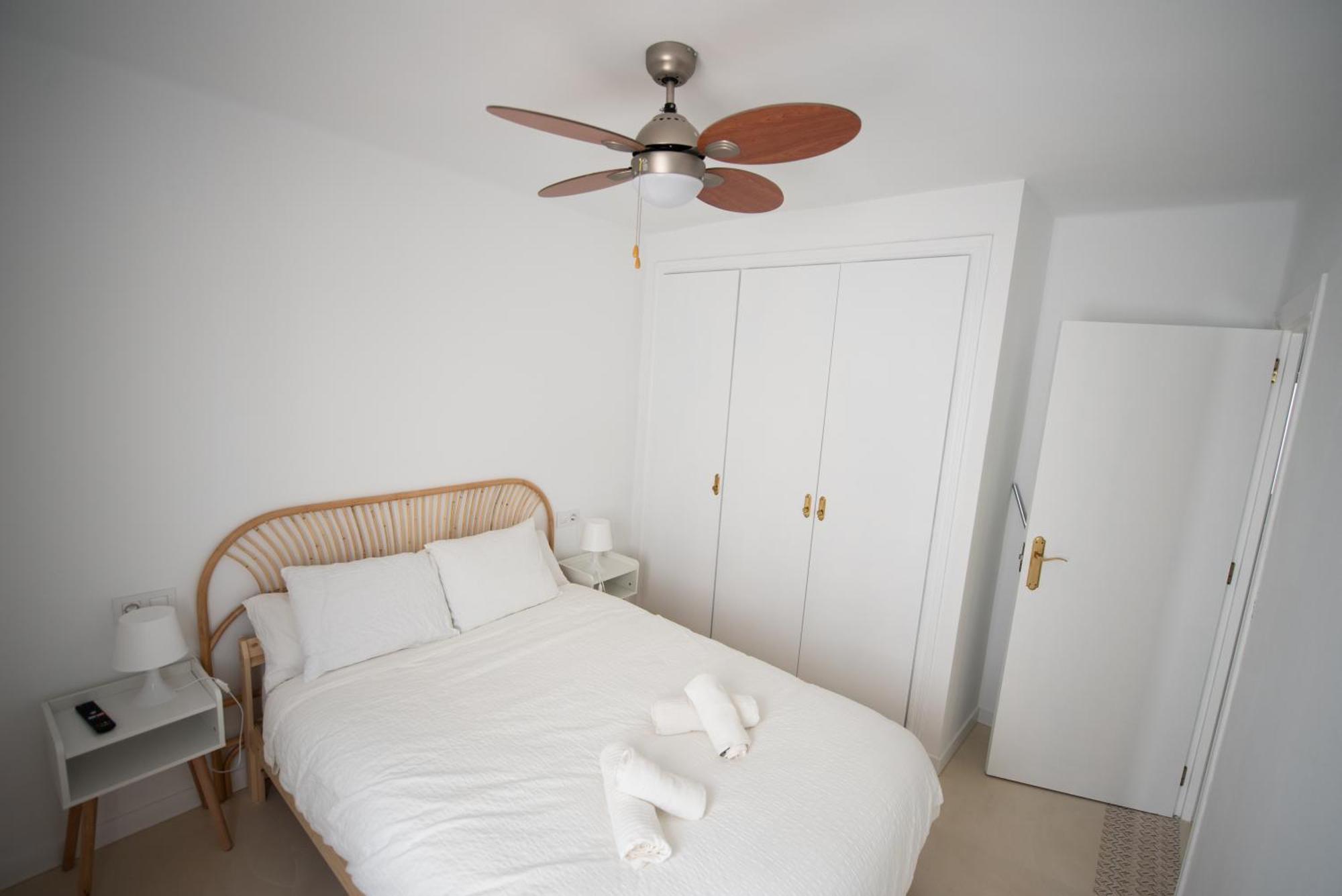 Apartamento Centrico La Merced - Free Parking & Free Gym マラガ エクステリア 写真