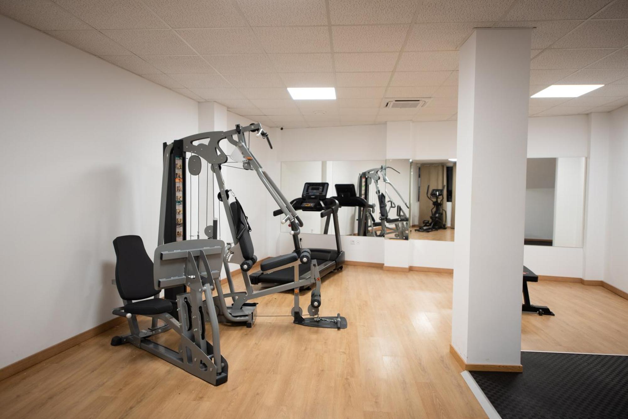 Apartamento Centrico La Merced - Free Parking & Free Gym マラガ エクステリア 写真