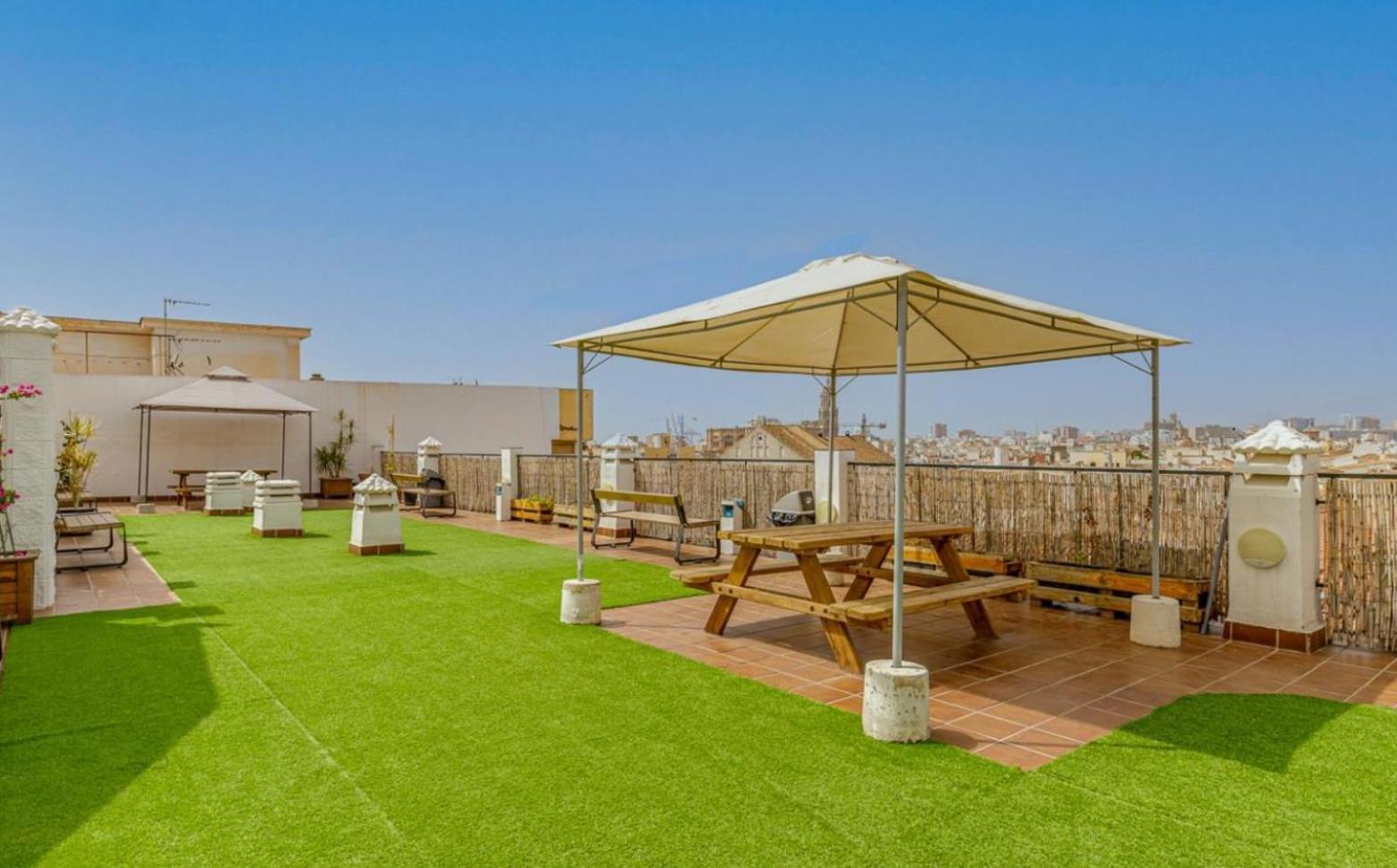 Apartamento Centrico La Merced - Free Parking & Free Gym マラガ エクステリア 写真